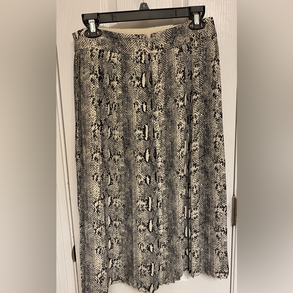I crew pleated skirt